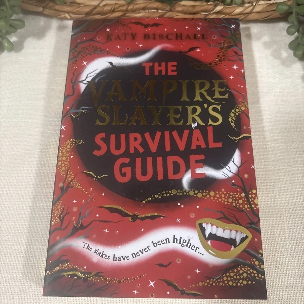 The Vampire Slayer's Survival Guide by Katy Birchall [Paperback] New Fantasy